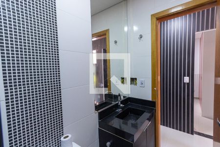 Casa de condomínio à venda com 65m², 2 quartos e 1 vagaBanheiro