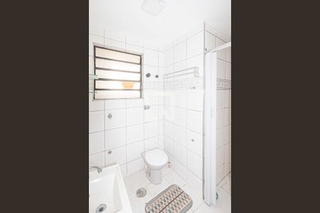 Banheiro de apartamento para alugar com 1 quarto, 27m² em Bela Vista, São Paulo