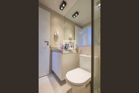 Apartamento à venda com 64m², 2 quartos e 1 vagaSuíte - Banheiro