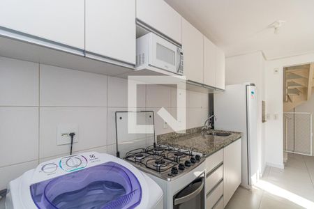 Sala/Cozinha de apartamento à venda com 1 quarto, 64m² em Jardim do Salso, Porto Alegre