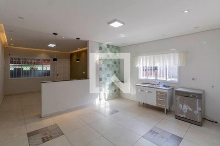 Cozinha  de casa para alugar com 3 quartos, 315m² em Vila Londrina, São Paulo