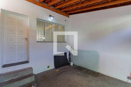 Garagem  de casa para alugar com 3 quartos, 315m² em Vila Londrina, São Paulo