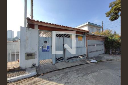 Fachada  de casa para alugar com 3 quartos, 315m² em Vila Londrina, São Paulo