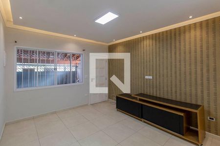 Casa para alugar com 3 quartos, 315m² em Vila Londrina, São Paulo
