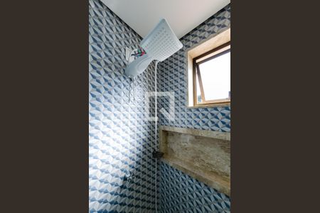 Apartamento para alugar com 70m², 2 quartos e sem vagaBanheiro