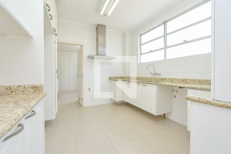 Apartamento à venda com 250m², 3 quartos e 2 vagas Apartamento à venda com 250m², 3 quartos e 2 vagasCozinha