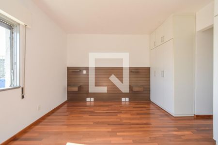 Apartamento à venda com 250m², 3 quartos e 2 vagas Apartamento à venda com 250m², 3 quartos e 2 vagasQuarto 2