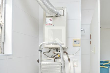 Apartamento à venda com 250m², 3 quartos e 2 vagas Apartamento à venda com 250m², 3 quartos e 2 vagasÁrea de Serviço
