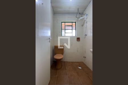 Banheiro de casa à venda com 1 quarto, 360m² em Partenon, Porto Alegre