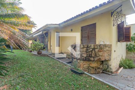 Casa de condomínio para alugar com 145m², 3 quartos e 2 vagasQuintal