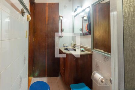 Banheiro da Suíte de casa de condomínio para alugar com 3 quartos, 145m² em Condomínio Estância Marambaia, Vinhedo