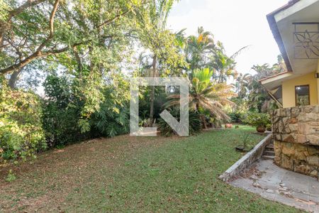 Casa de condomínio para alugar com 145m², 3 quartos e 2 vagasQuintal