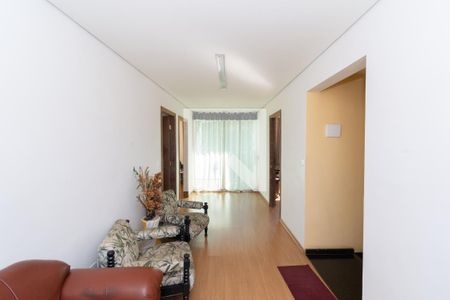 Casa à venda com 270m², 5 quartos e 3 vagasCasa 1 - Hall Superior