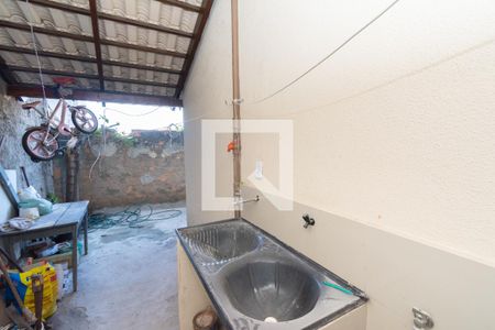 Casa à venda com 270m², 5 quartos e 3 vagasCasa 2 - Área de Serviços