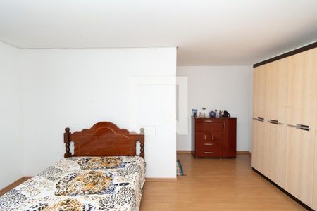 Casa à venda com 270m², 5 quartos e 3 vagasCasa 1 - Suíte