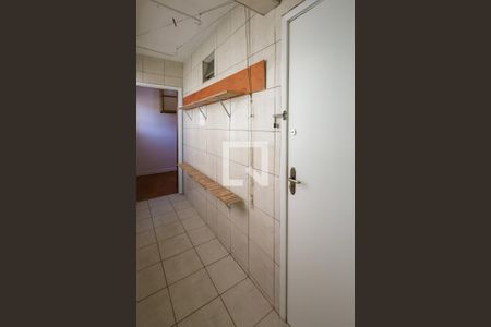 Apartamento à venda com 100m², 2 quartos e 1 vaga Apartamento à venda com 100m², 2 quartos e 1 vagaCorredor de Serviço