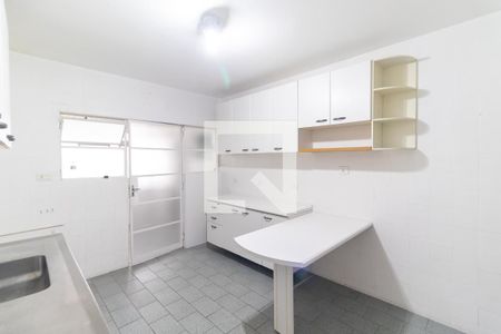 Cozinha de apartamento para alugar com 2 quartos, 103m² em Jardim das Bandeiras, São Paulo