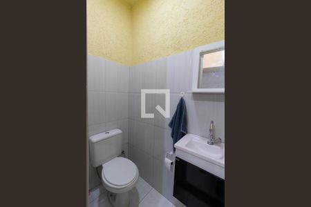 Casa à venda com 100m², 3 quartos e 2 vagasLavabo