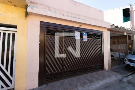 Casa à venda com 100m², 3 quartos e 2 vagasGaragemFachada