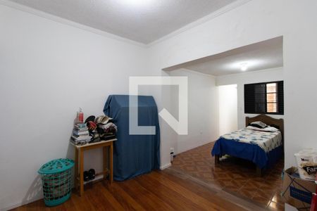 Casa à venda com 100m², 3 quartos e 2 vagasQuarto 2