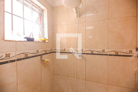 Casa à venda com 250m², 2 quartos e 1 vagaBanheiro 2