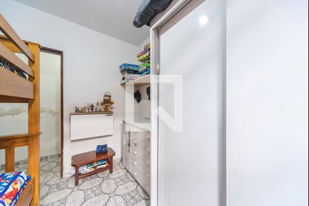 Casa à venda com 180m², 3 quartos e 2 vagasQuarto 2