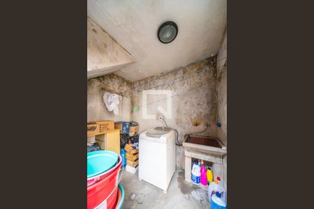 Casa à venda com 180m², 3 quartos e 2 vagasÁrea de Serviço2