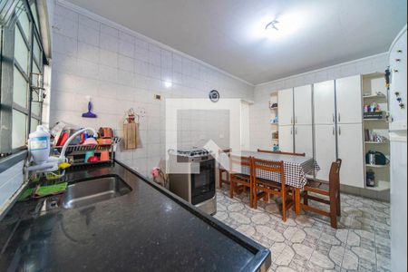 Casa à venda com 180m², 3 quartos e 2 vagasCozinha