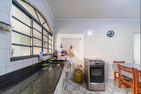 Casa à venda com 180m², 3 quartos e 2 vagasCozinha
