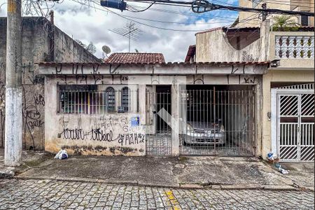 Casa à venda com 180m², 3 quartos e 2 vagasFachada