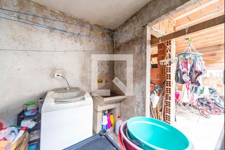 Casa à venda com 180m², 3 quartos e 2 vagasÁrea de Serviço2