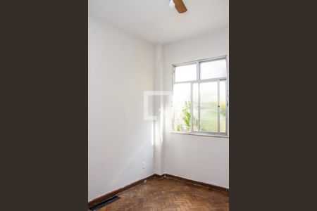 Apartamento para alugar com 74m², 2 quartos e 1 vagaQuarto 01