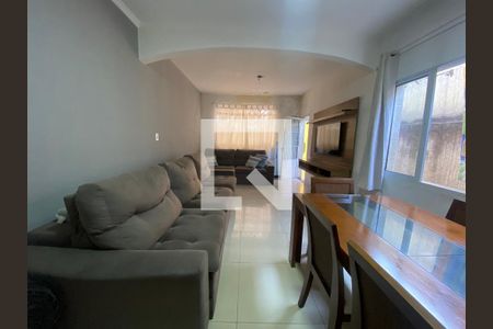 Sala de casa à venda com 2 quartos, 99m² em Vila Nhocuné, São Paulo