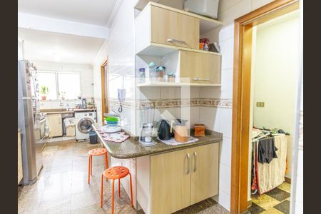 Apartamento para alugar com 105m², 3 quartos e 1 vagaCozinha e Área de Serviço