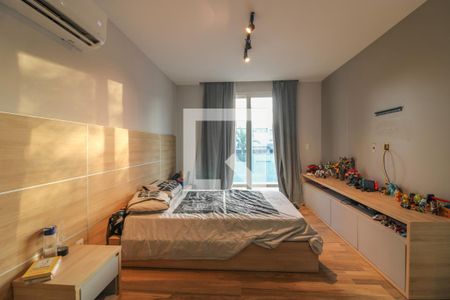 Casa de condomínio à venda com 600m², 5 quartos e 4 vagasSuíte 2