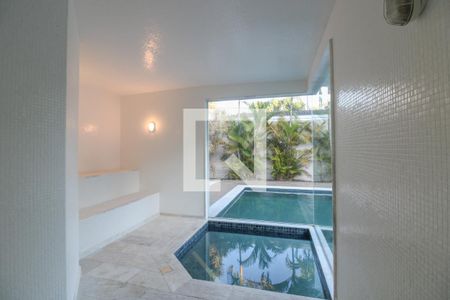 Casa de condomínio à venda com 600m², 5 quartos e 4 vagasÁrea Externa