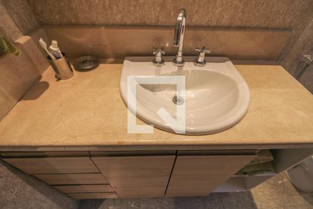 Casa de condomínio à venda com 600m², 5 quartos e 4 vagasBanheiro da Suíte 3