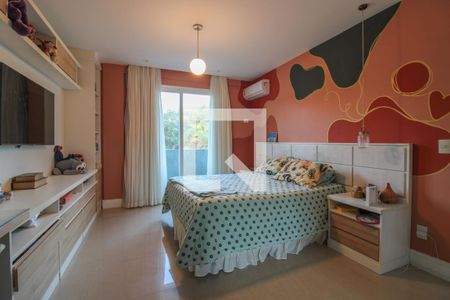 Casa de condomínio à venda com 600m², 5 quartos e 4 vagasSuíte 4 