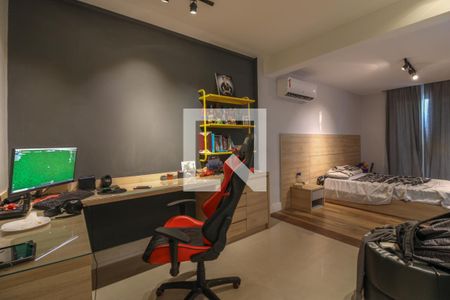 Casa de condomínio à venda com 600m², 5 quartos e 4 vagasEscritório