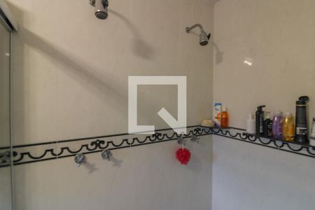 Casa de condomínio à venda com 600m², 5 quartos e 4 vagasBanheiro da Suíte 4