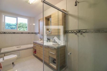 Casa de condomínio à venda com 600m², 5 quartos e 4 vagasBanheiro da Suíte 4