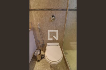 Casa de condomínio à venda com 600m², 5 quartos e 4 vagasBanheiro da Suíte 3