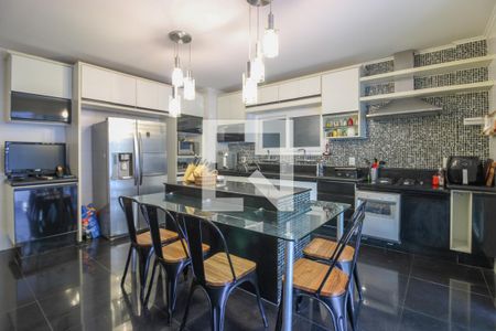 Casa de condomínio à venda com 600m², 5 quartos e 4 vagasCozinha