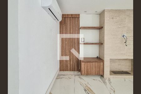 Sala de apartamento à venda com 3 quartos, 233m² em Cidade São Francisco, São Paulo