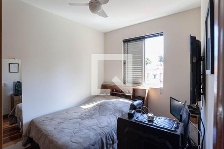 Apartamento à venda com 120m², 4 quartos e 2 vagasQuarto 2