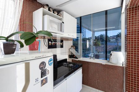 Apartamento à venda com 120m², 4 quartos e 2 vagasCozinha 2