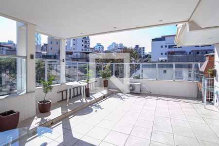 Apartamento à venda com 120m², 4 quartos e 2 vagasCobertura