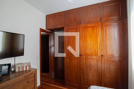 Apartamento à venda com 120m², 4 quartos e 2 vagasQuarto 1