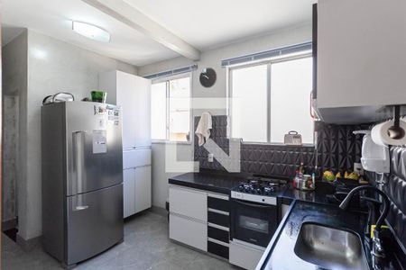 Apartamento à venda com 120m², 4 quartos e 2 vagasCozinha 1 