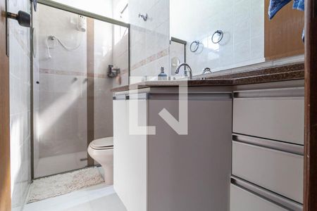 Apartamento à venda com 120m², 4 quartos e 2 vagasBanheiro da suíte 